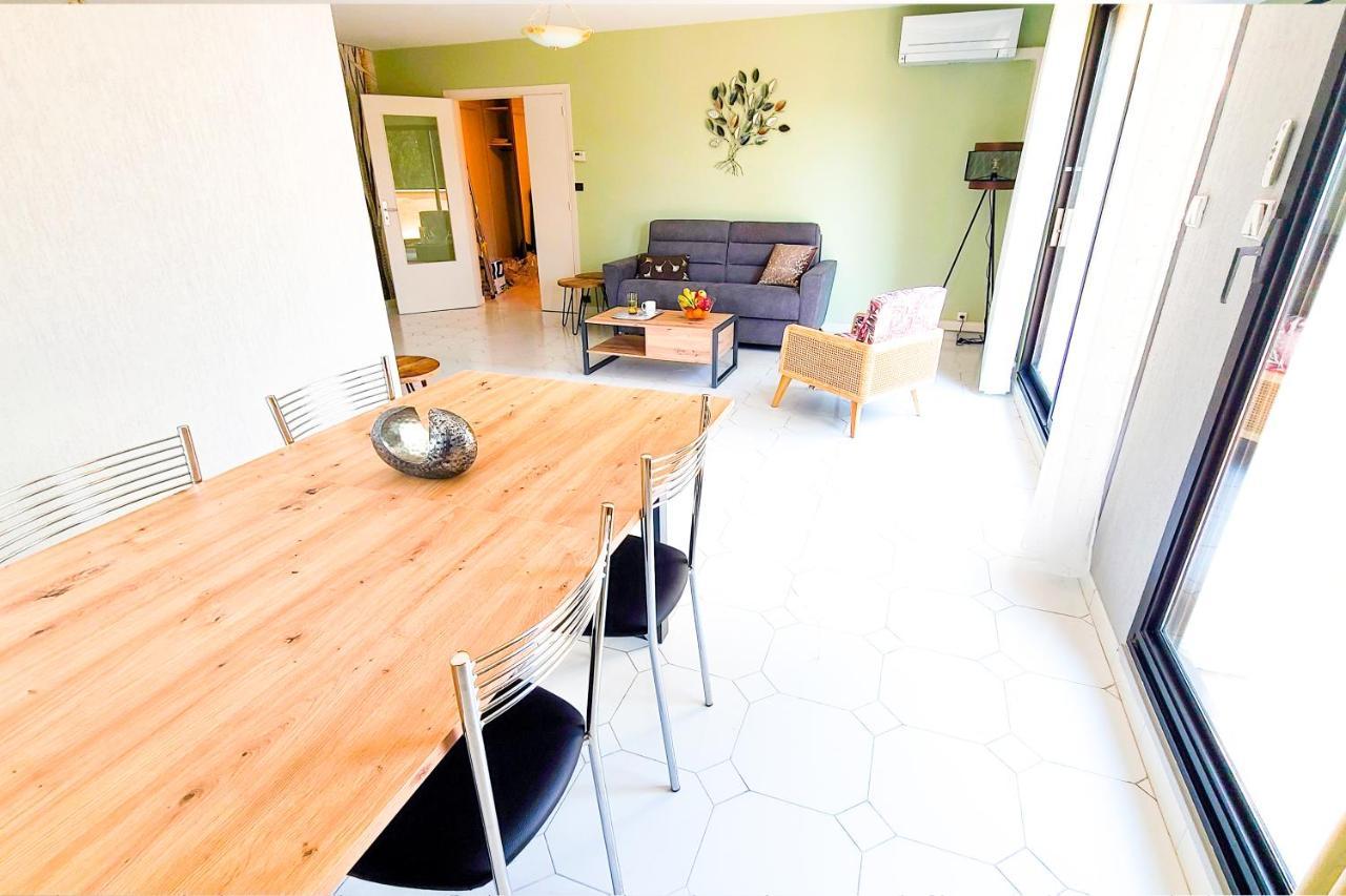 Regard Sur Les Remparts - Terrasse & Parking Apartment Avignon Exterior photo